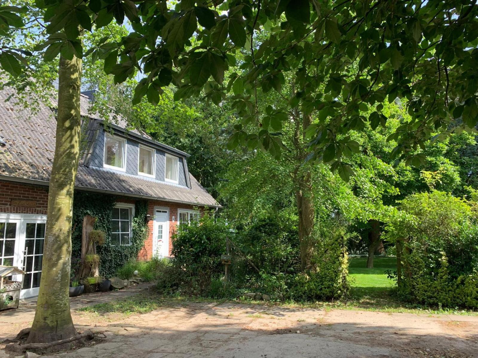 Ferienwohnung Auf Einem Resthof Zentral Gelegen Mit Viel Natur Und Tieren Rendswuhren Ngoại thất bức ảnh